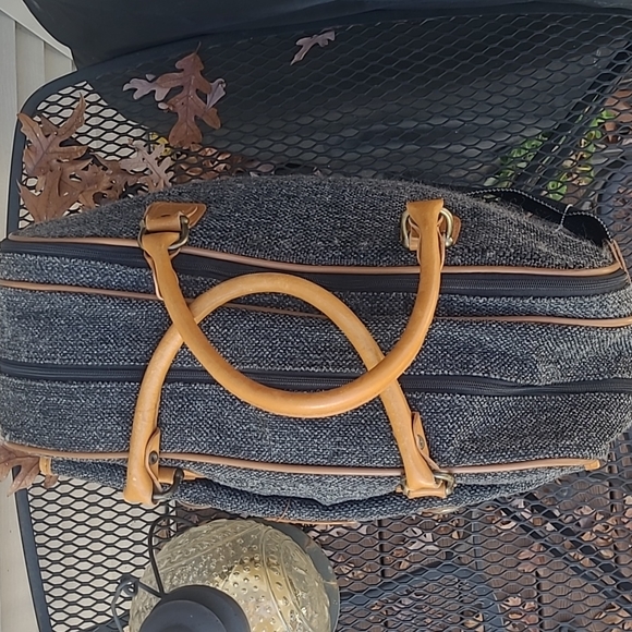 Cambridge Vintage Gray Tweed and Leather Carry-On Satchel Weekender Bag - Picture 7 of 11